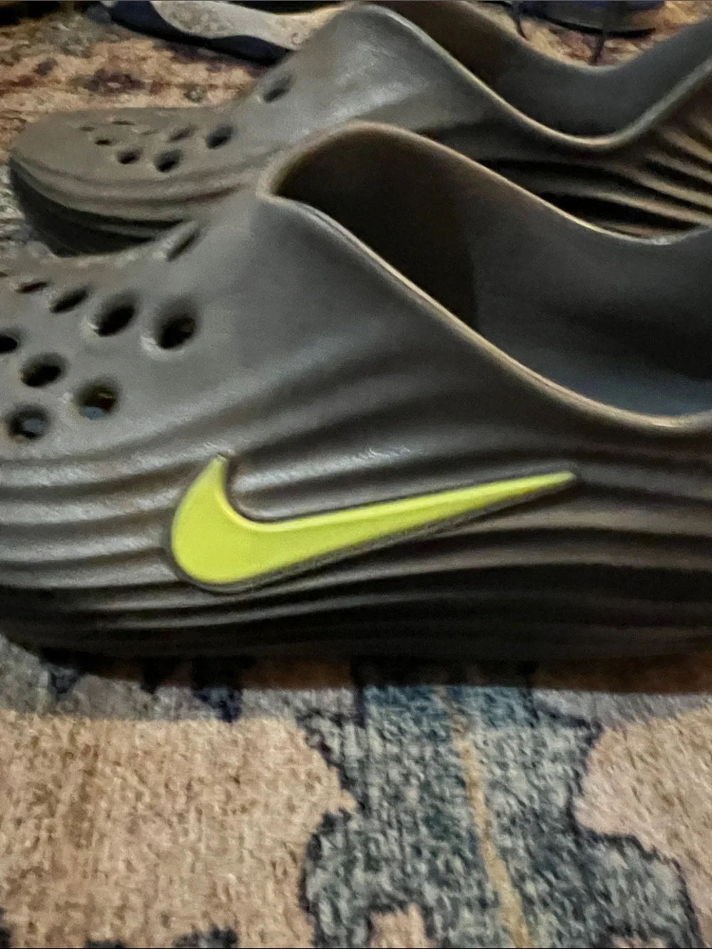 Nike Men's 6  Gray Slip-On Foam Clog with Neon Yellow Swoosh